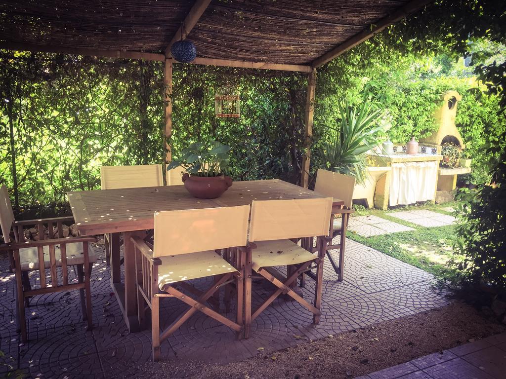Le Pinette Bed & Breakfast Ameglia Eksteriør bilde
