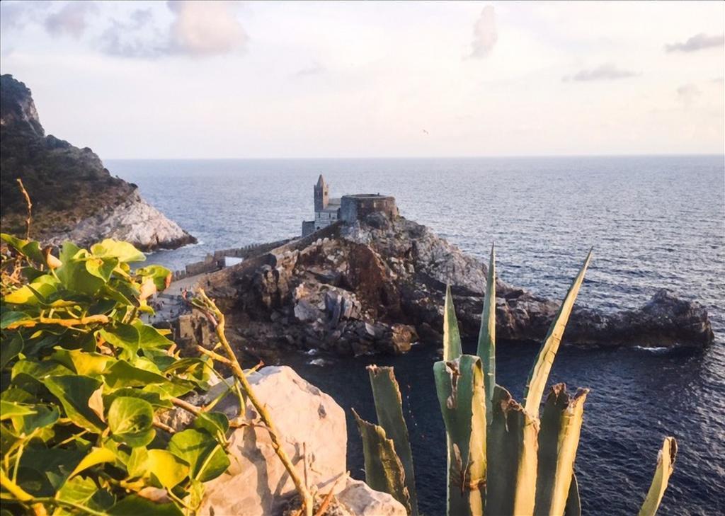 Le Pinette Bed & Breakfast Ameglia Eksteriør bilde